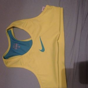 Kids Nike sports bra