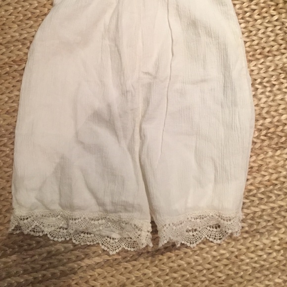 Romper - Picture 3 of 4