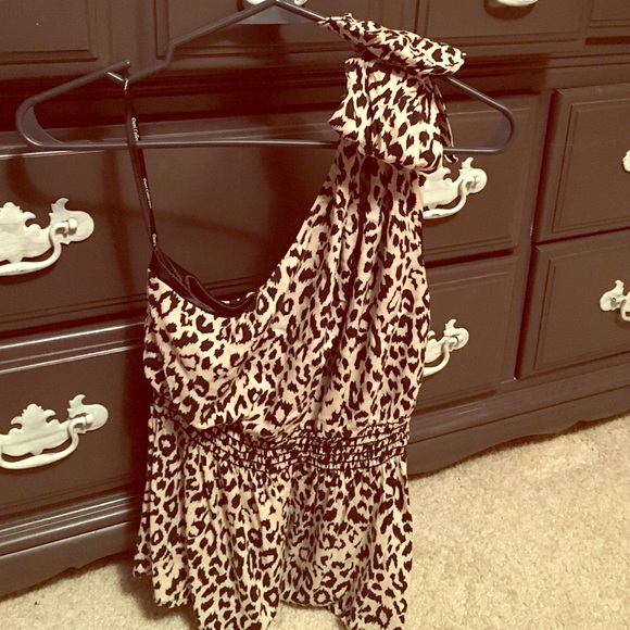 Leopard tank