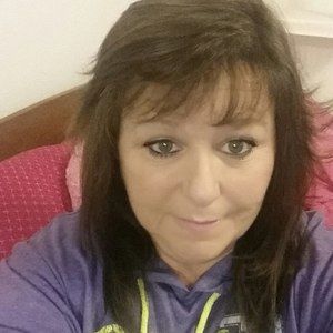 Meet your Posher, Dee