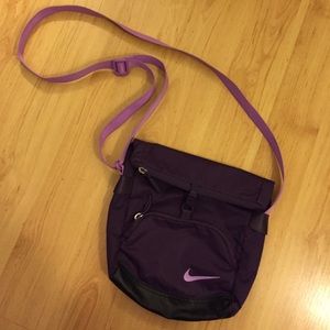 Nike cross body bag