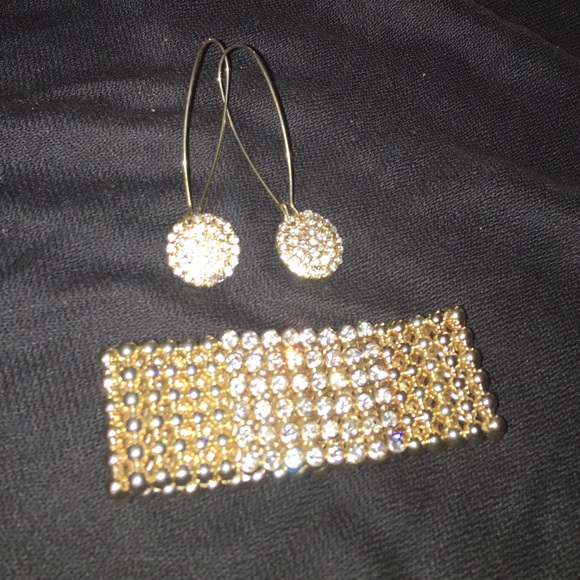 Beautiful rhinestone set - Picture 2 of 3