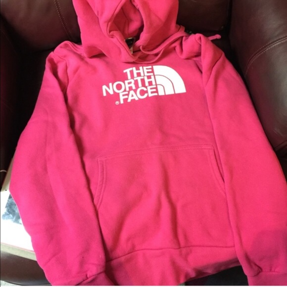 North Face Hoodie in Dark Pink 💕 READ DESCRIPTION