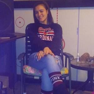 Meet your Posher, Chloe