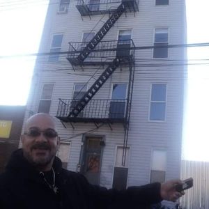 Meet your Posher, Luis