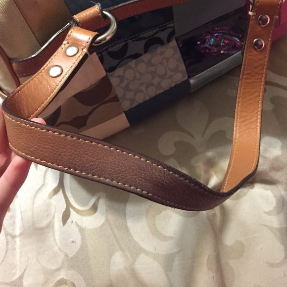 Patchwork Coach Purse!!! - Picture 3 of 4