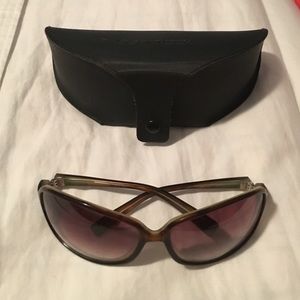 Oliver peoples sunglasses