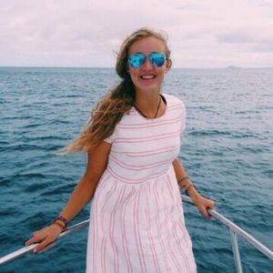 Meet your Posher, Caroline