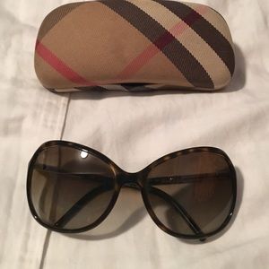 Burberry sunglasses