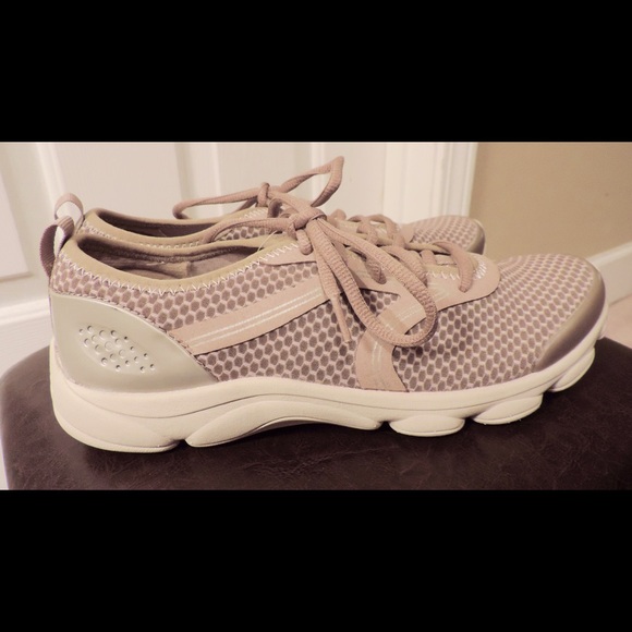 E360 easy Spirit Ladies sneaker - Picture 4 of 4