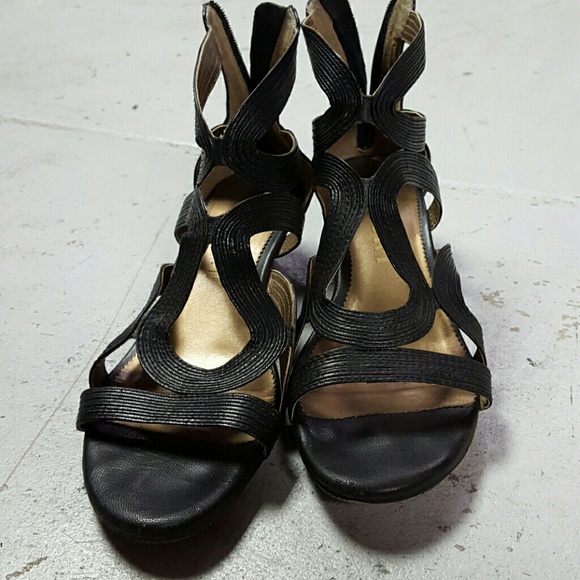 Report zip up sandals