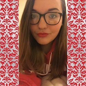 Meet your Posher, Michaela