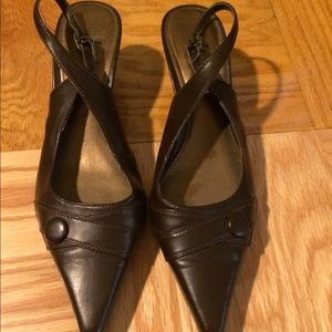 Life Strides. Size 10. Small heels.