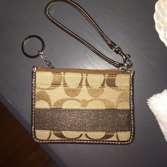 wristlet wallet