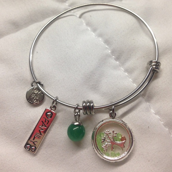 Family Tree Bracelet