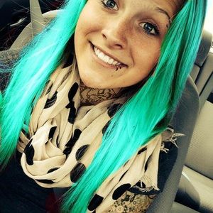 Meet your Posher, Madison