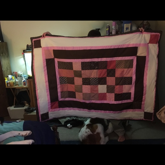 Quilts - Picture 4 of 4