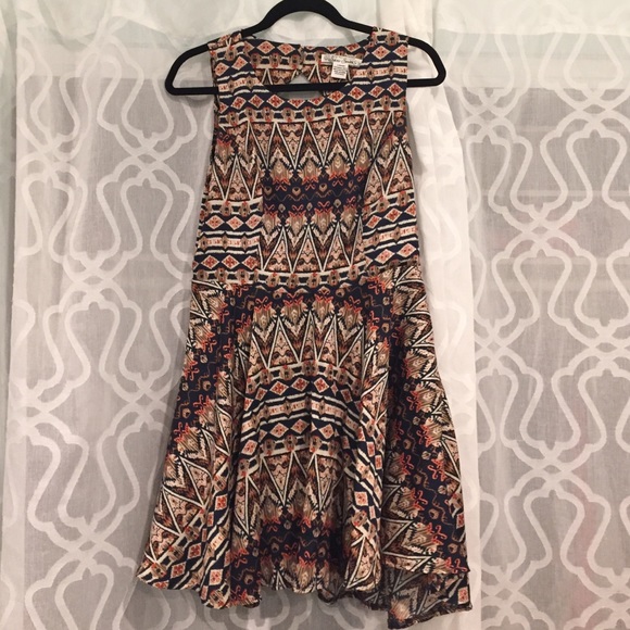 Tribal Dress - Picture 1 of 2