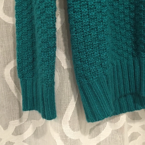 Teal F21 Sweater - Picture 2 of 2