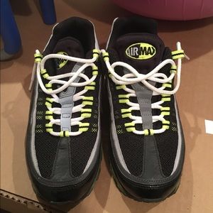 ‼️‼️SOLD‼️‼️Nike Air Max 24-7 Black/Gray-Volt