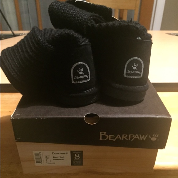 Black Bearpaw boots-- Ugg style