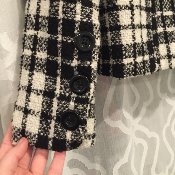 Plaid b&w Pea Coat - Picture 4 of 4