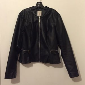 Guess XL pleather jacket