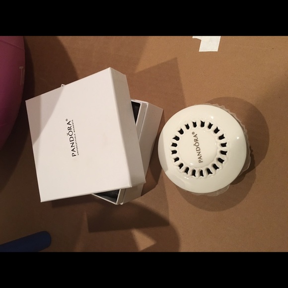 ‼️‼️SOLD‼️‼️NIB Pandora Ceramic Large Jewelry Box
