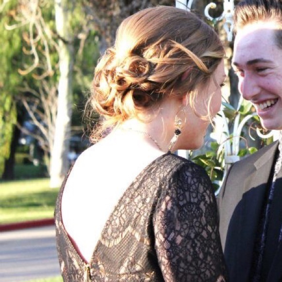 Lace Dress - Picture 2 of 4