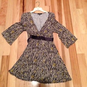 Express - 3/4 Sleeve Dress