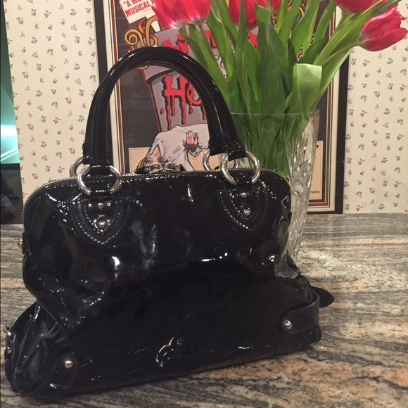 Authentic Marc Jacobs Handbag - Picture 2 of 4