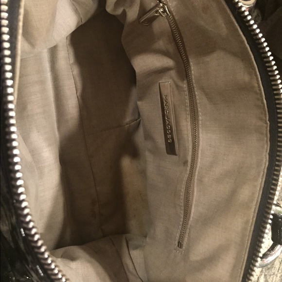 Authentic Marc Jacobs Handbag - Picture 3 of 4