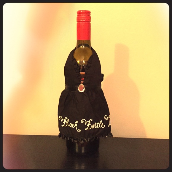 Wine Bottle Accoutrement