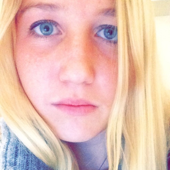 Meet your Posher, Lily