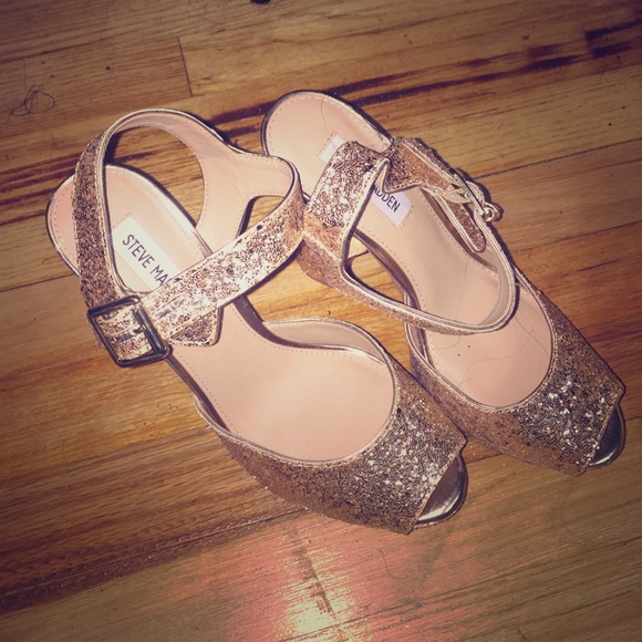 Gold Sparkle Shoes