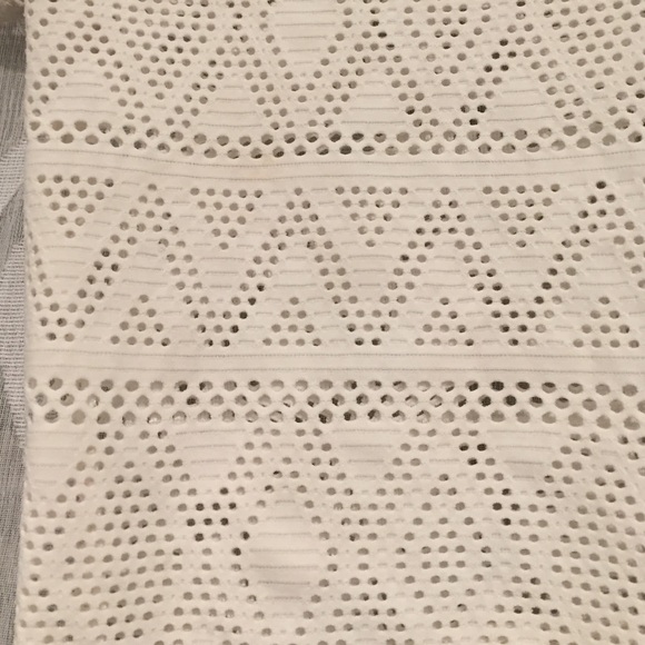 White Jersey Crop Top - Picture 2 of 2