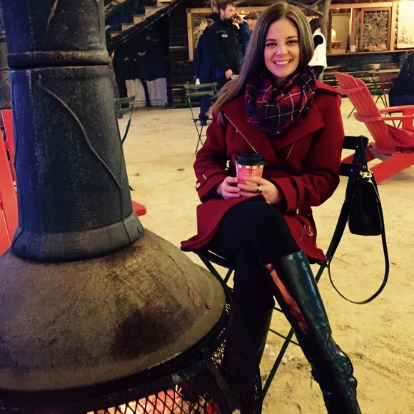 Meet your Posher, Angela