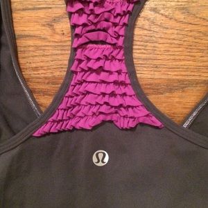 Lululemon tank
