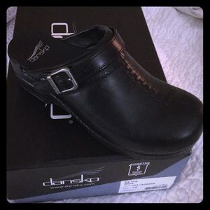 💋 DANSKO Ivy Veg Clog - NWT!