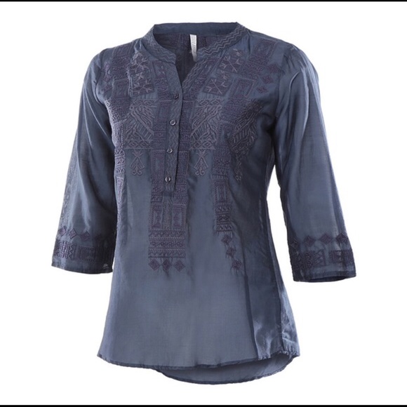 Mororeno Embroidered Henley - Beautiful Detail!