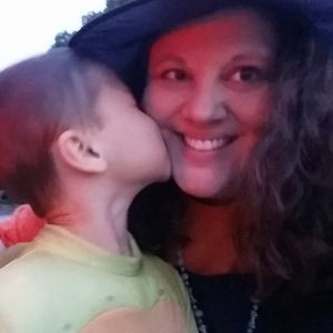 Meet your Posher, Grayson