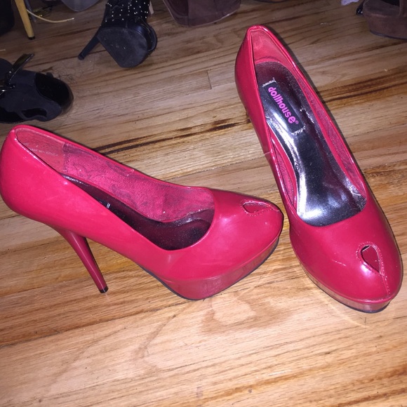 Red Peep-Toes
