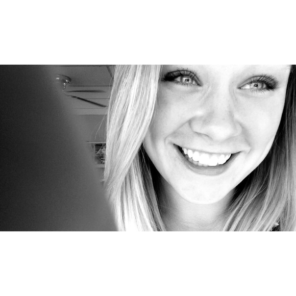 Meet your Posher, Destany