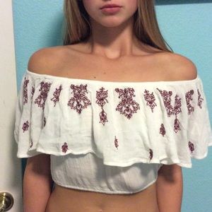 LA HEARTS CROP TOP 💕