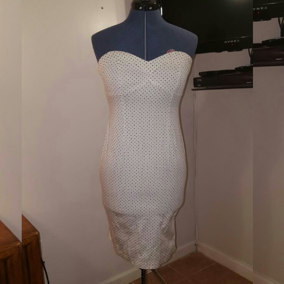 Form fitting halter dress