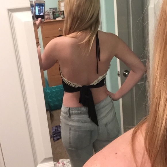 Black/cream Halter Crop Top - Picture 2 of 3