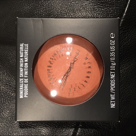 MAC COSMETICS MINERAL SKINFINISH NATURAL POWDER