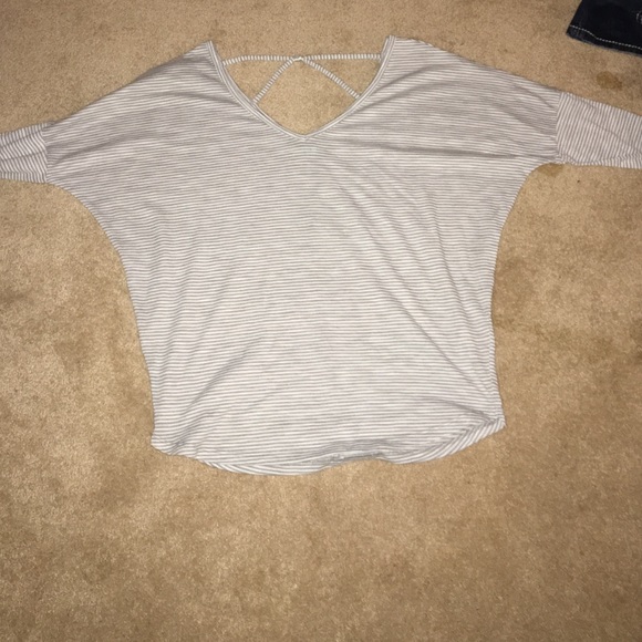 Three quarter length sleeve.