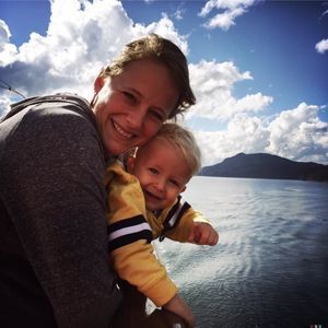 Meet your Posher, Deena