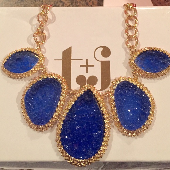 Blue Resin Druzy Necklace - Picture 2 of 3